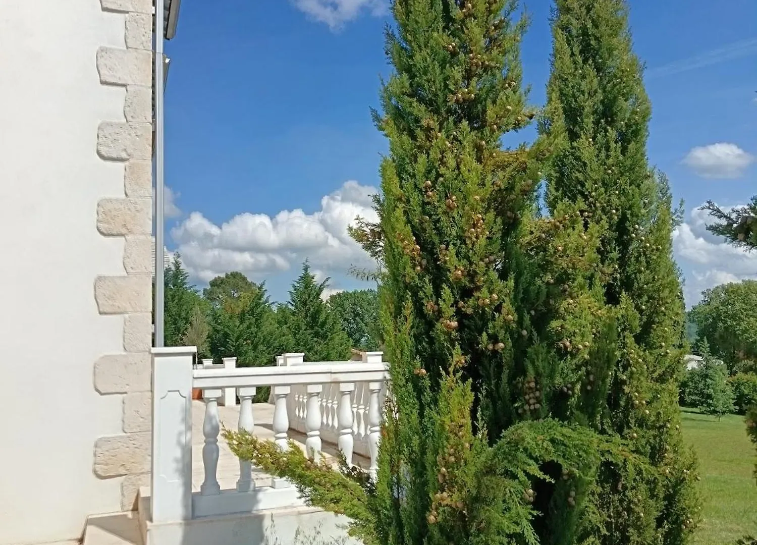Castelnau-de-Montmiral Le Charme Des Bastides Bed & Breakfast フランス