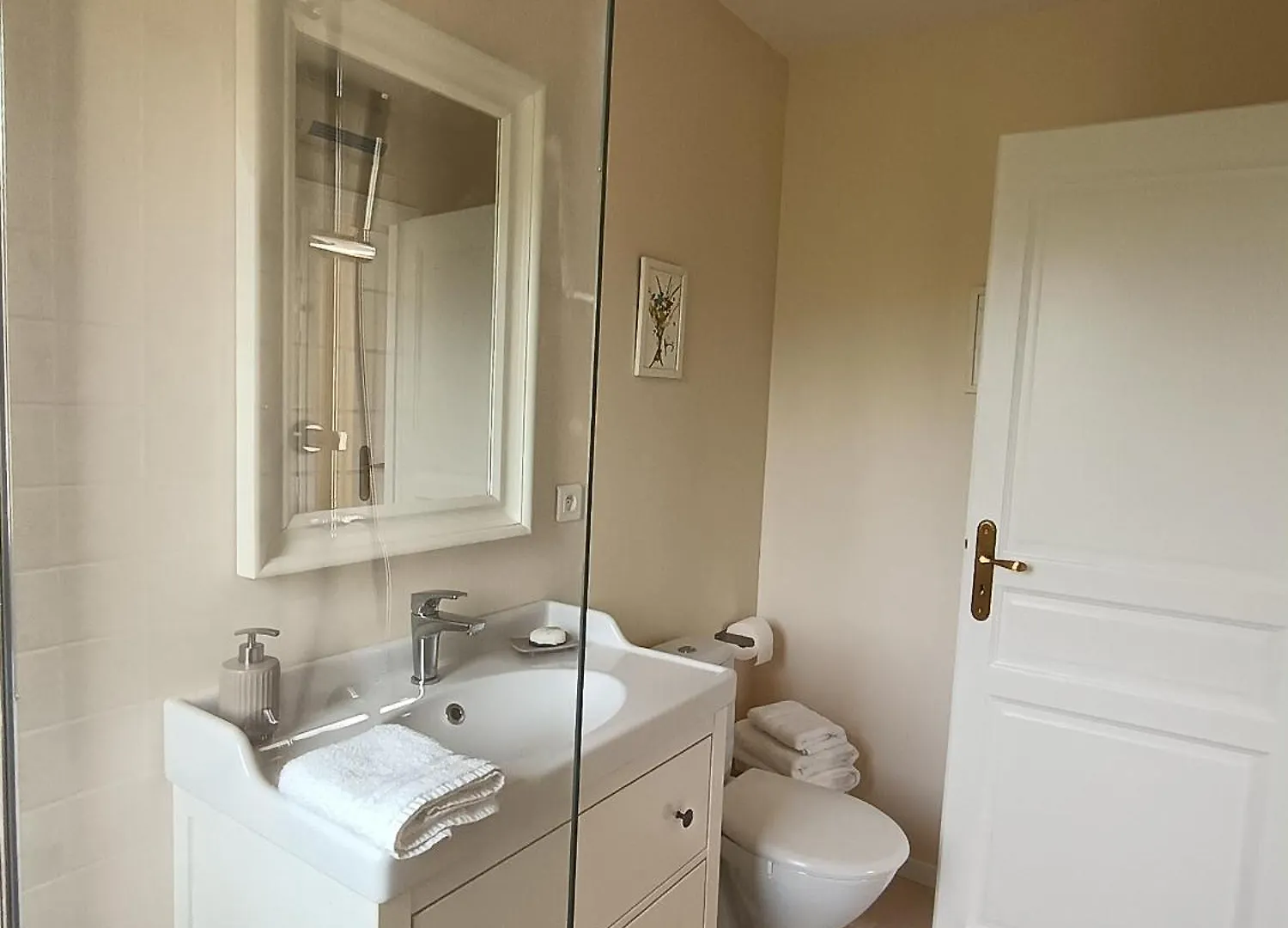 Castelnau-de-Montmiral Le Charme Des Bastides Bed & Breakfast